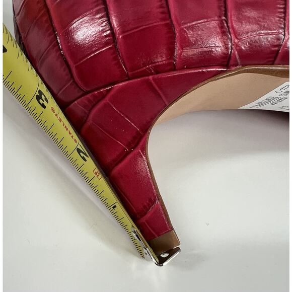 CLARKS Cushion Plus Fuchsia Leather Embossed Laina55 Classic Pump Heels - Picture 11 of 11